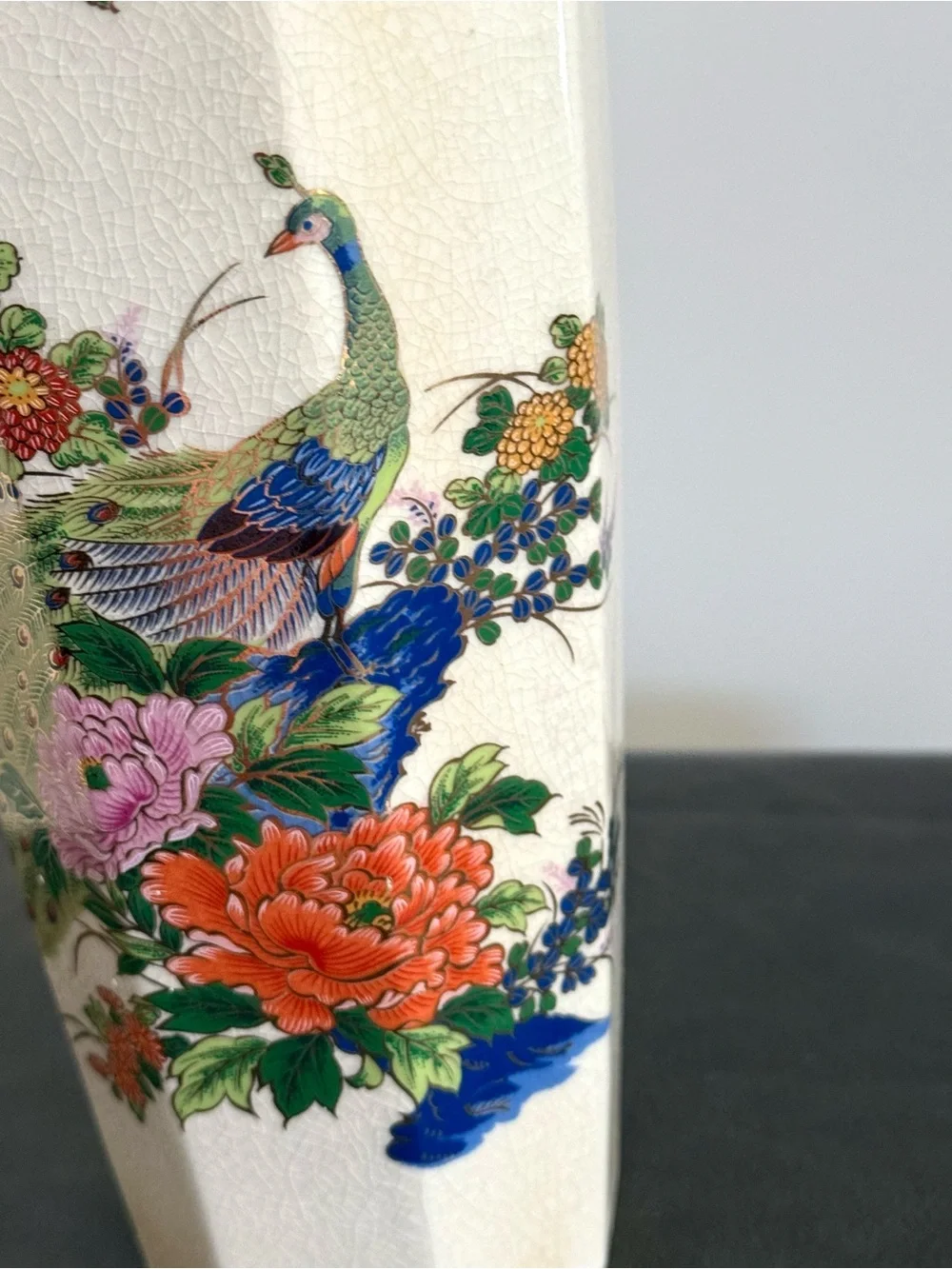 VTG Chinoiserie Peacock Vase. Eight panel porcelain 11”